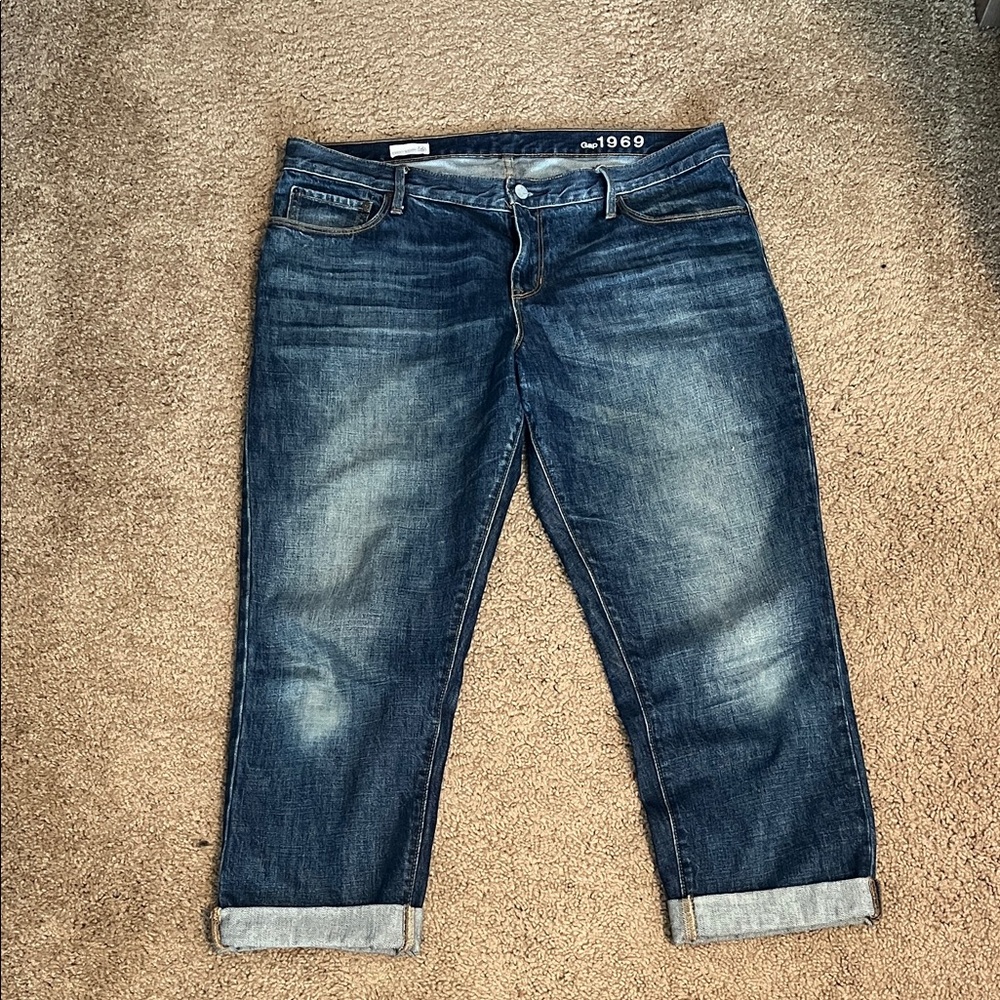 GAP Women's Boyfriend Jeans